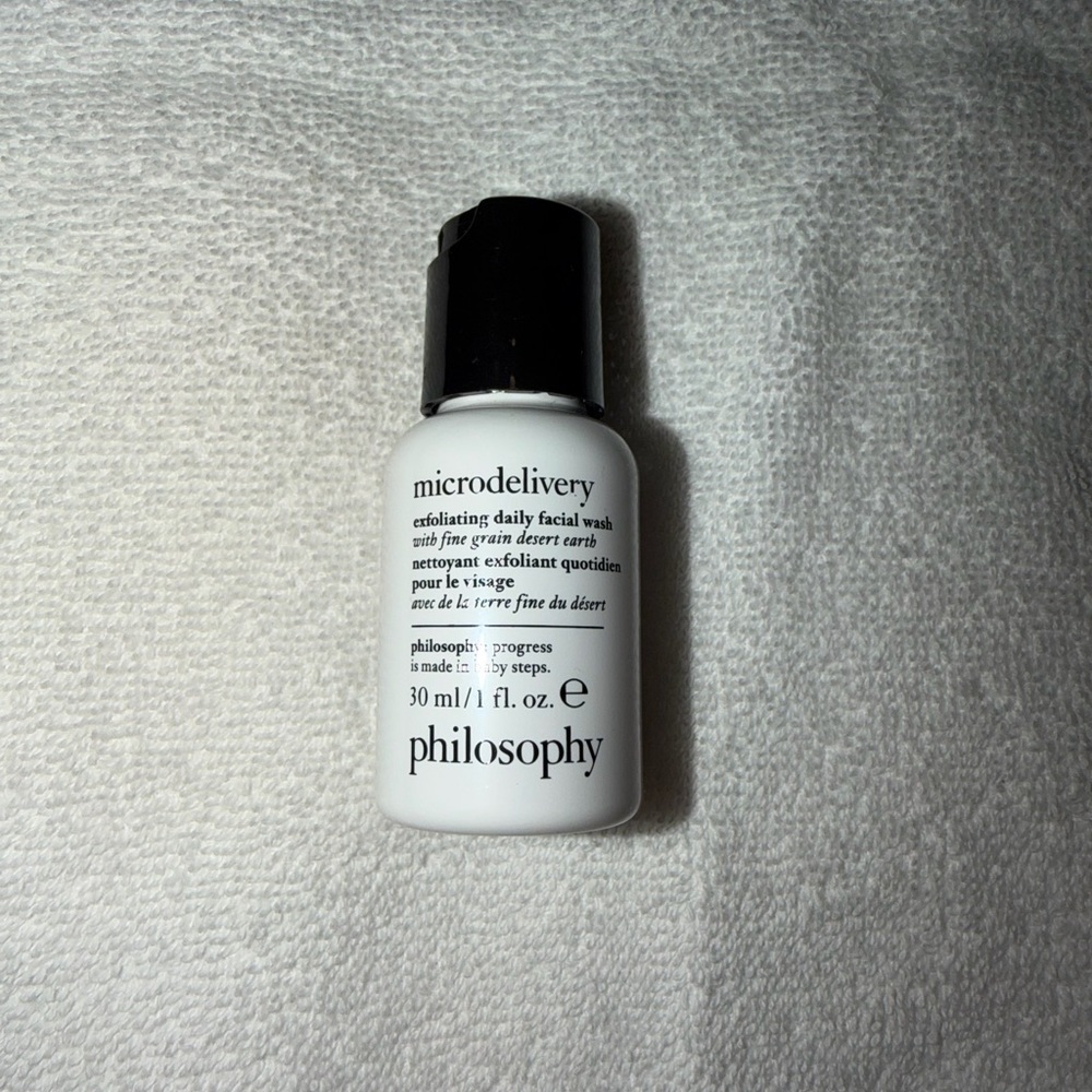 Philosophy Microdelivery Exfoliating Facial Wash - White and Black